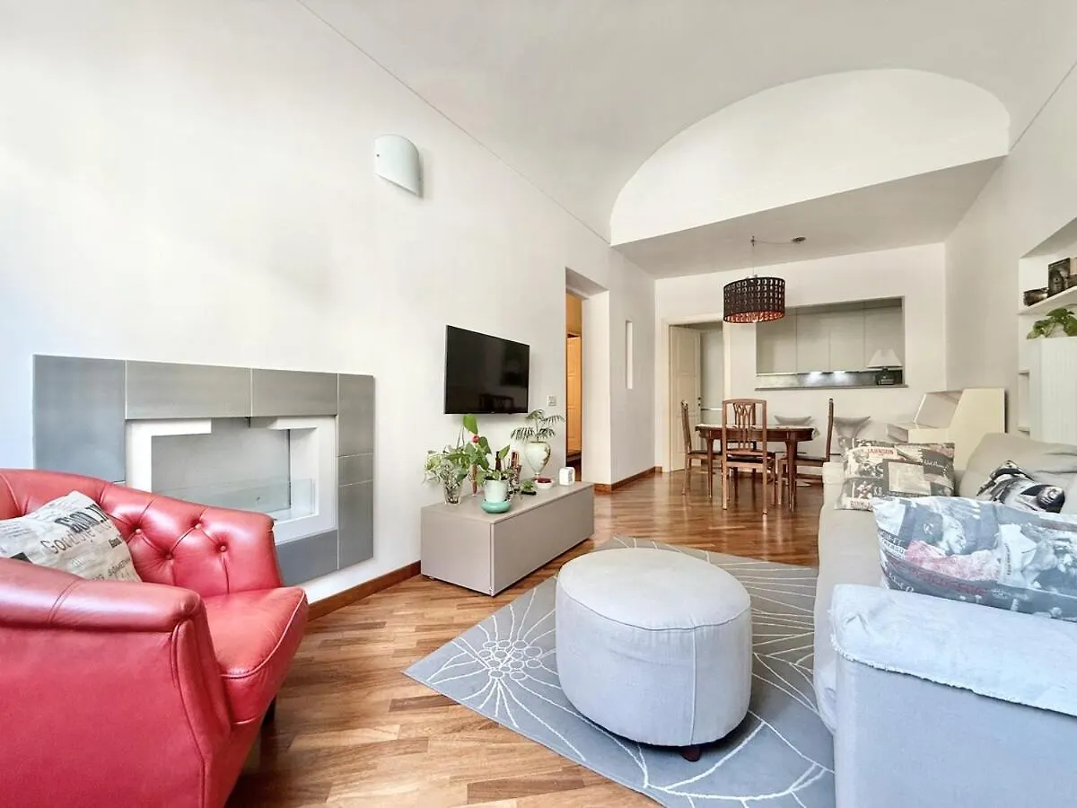 Apartment Incantevole Appartamento Ai Piedi Di Piazzale Michelangelo Florence